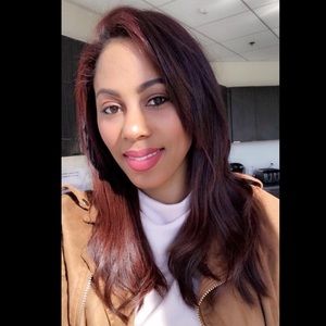 Meet your Posher, Jenna